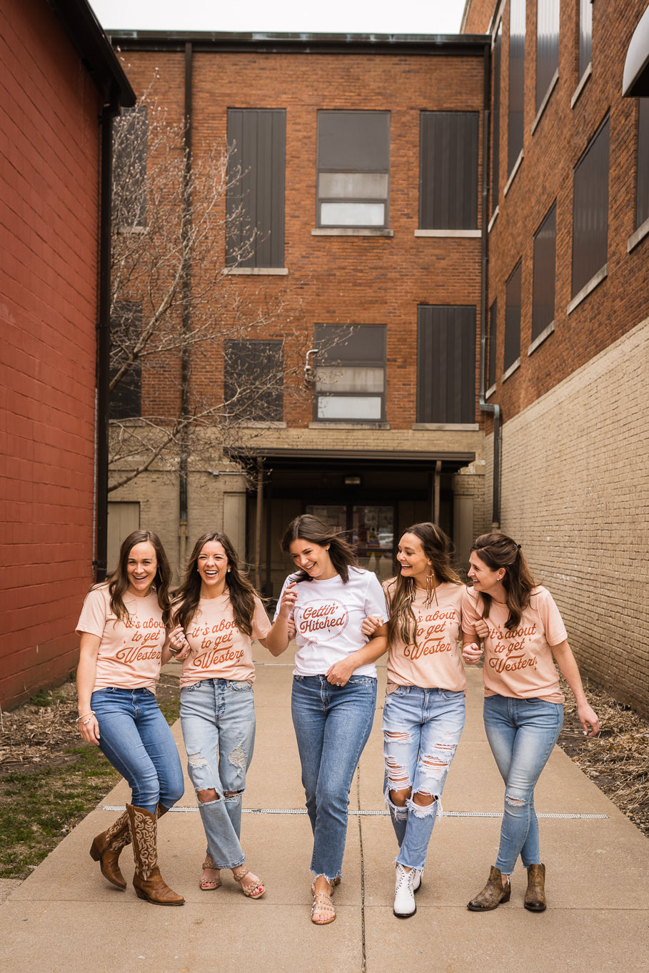 Gettin' Hitched Graphic Tee | Sizes S - 3X - Rosebud's Tees