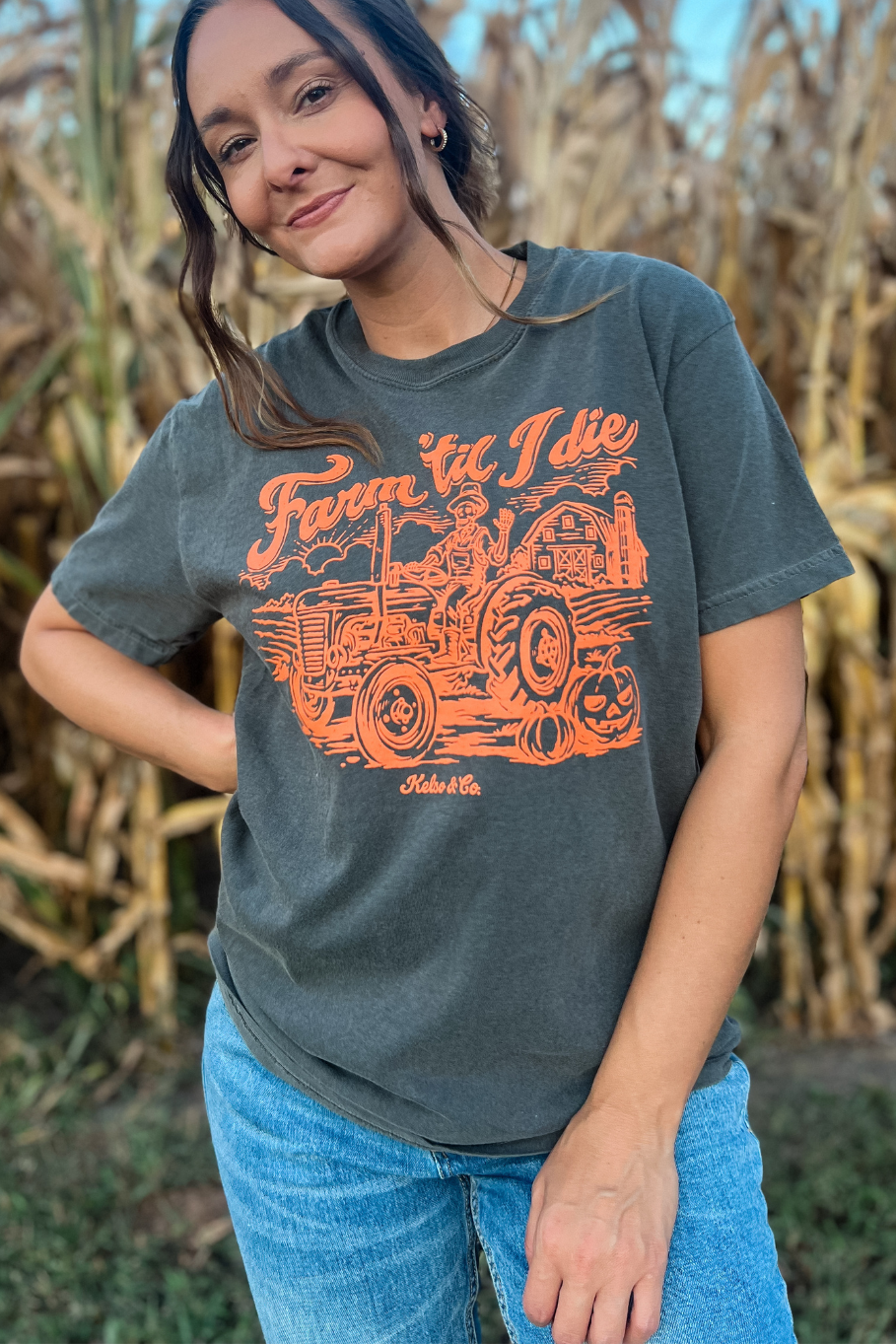 Farm &#39;Til I Die Graphic Tee in Pepper