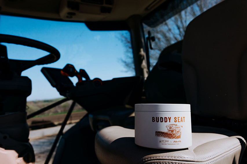 Buddy Seat Candle